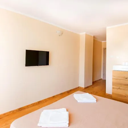 House With Garden Maison d'hôtes Pomorie