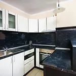 House With Garden 3*